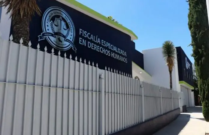 Procesan a médico por negar cirugía a mujer “trans”