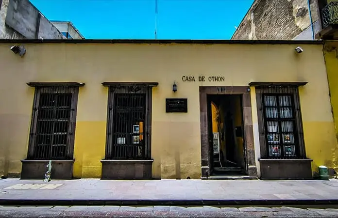 Mario Govea presenta poesía y canto