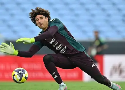 Memo Ochoa podría regresar a la Liga MX