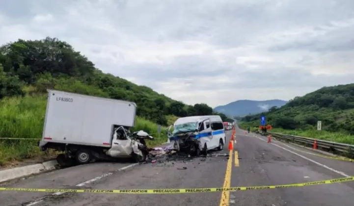 Trágico accidente en Autopista Siglo XXI