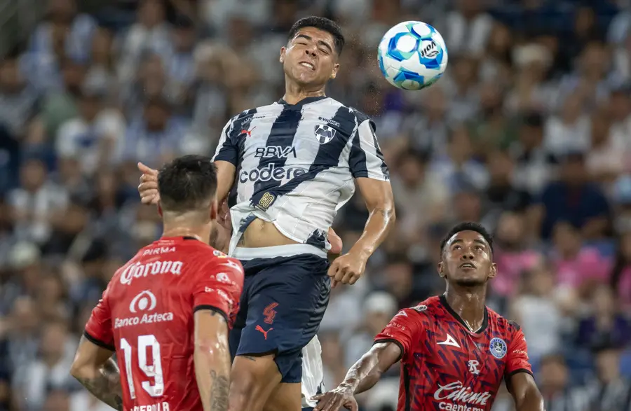 Lucas Ocampos anota doblete en victoria de Monterrey sobre Mazatlán