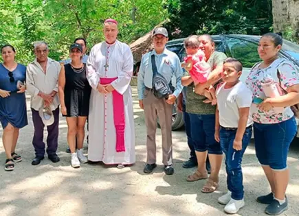 Obispo bendice paraje de Micos
