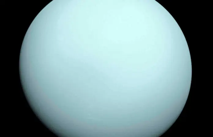 Descubren nueva luna orbitando alrededor de Urano