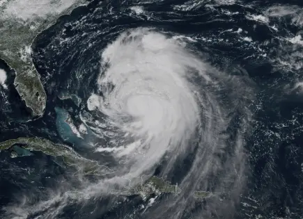 Huracán Erin provoca evacuaciones en Outer Banks