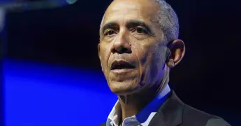 Obama se une a la campa&ntilde;a dem&oacute;crata