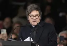 Marchan en Argentina contra veto de Milei a fondos para educación y salud