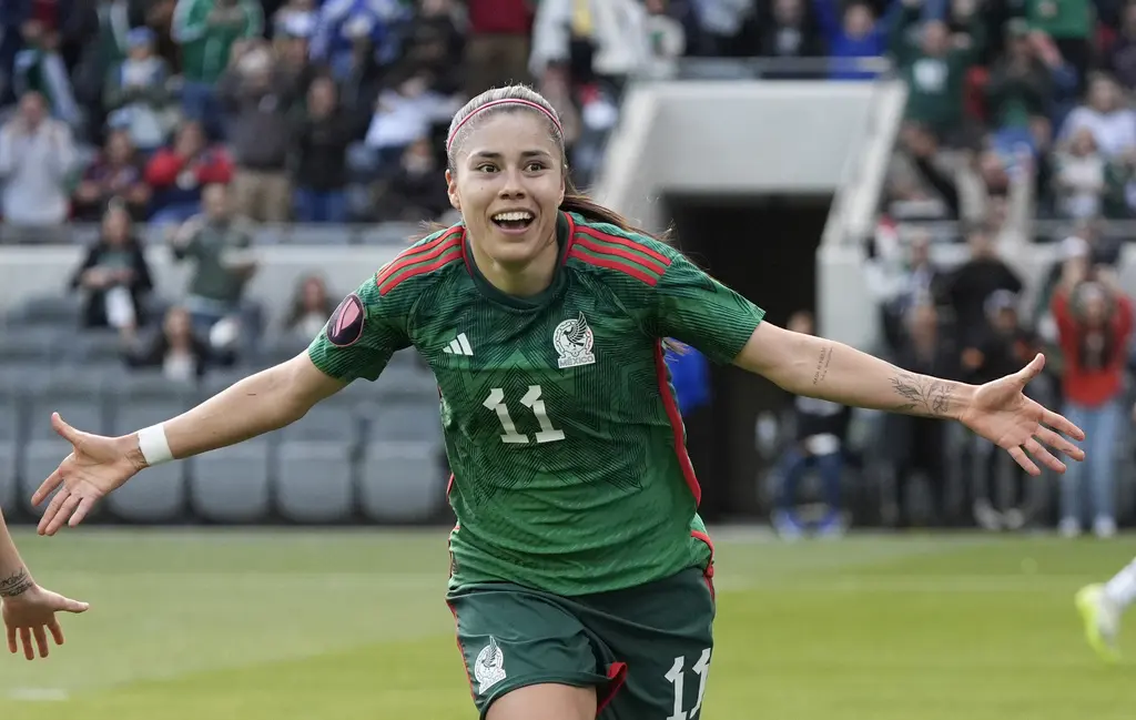 Orlando Pride rompe récord con fichaje de Lizbeth Ovalle