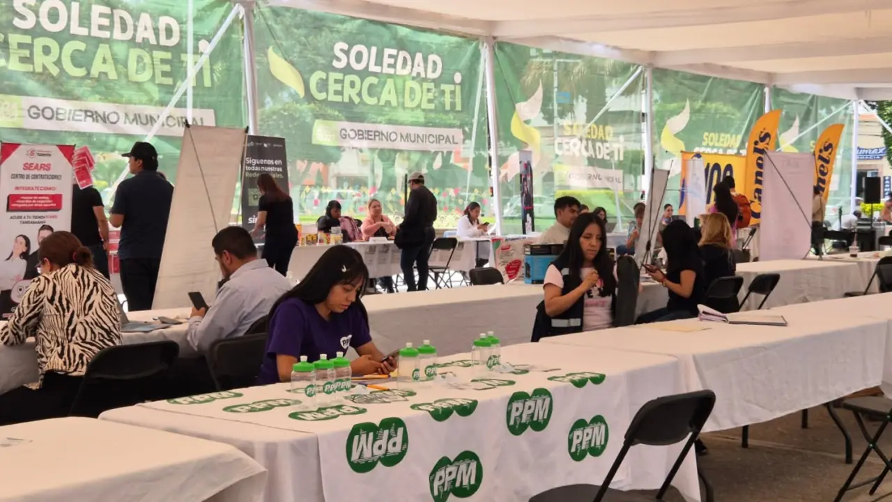 Realizan Feria del Empleo para Juventudes en Soledad