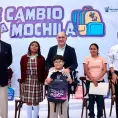 Alcalde arranca entrega de 30 mil mochilas y útiles