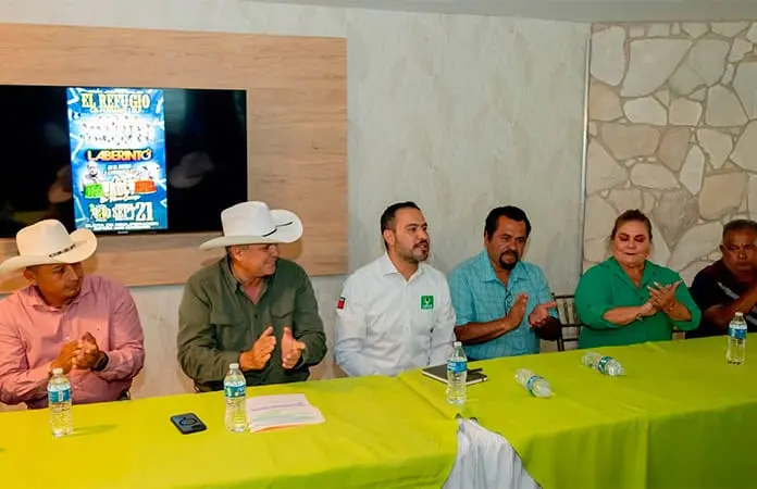 Organiza la Sedarh jaripeo-baile