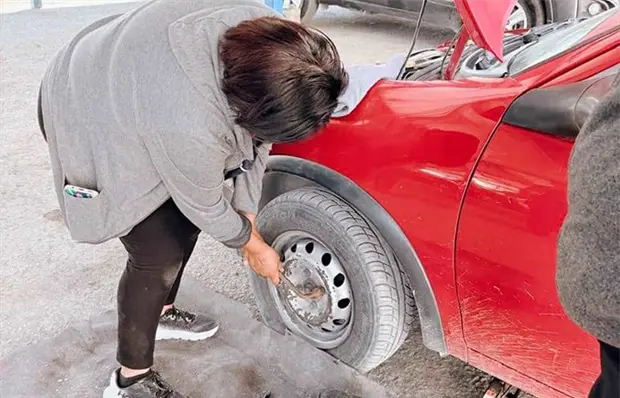 &iquest;Qu&eacute; no hacer cuando se calienta tu auto?