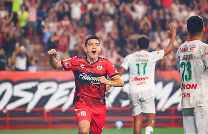 Guadalajara rescata empate ante Xolos