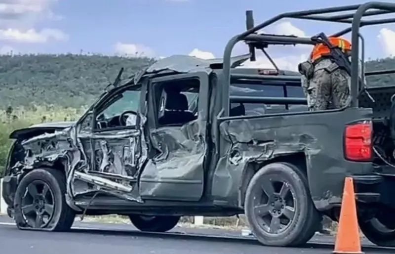 Militar resulta herido en choque sobre la Rioverde-Cerritos