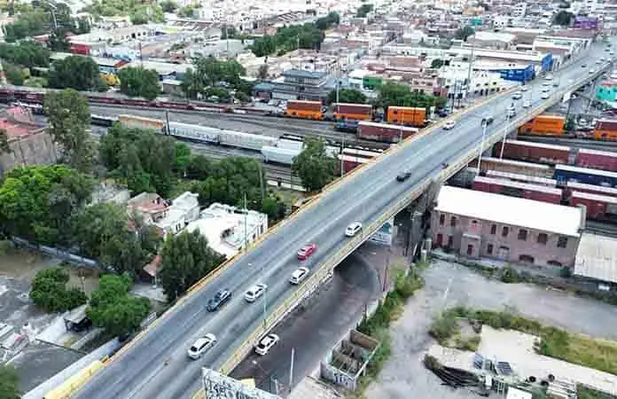 Municipio realiza estudio para reconstruir puente de Universidad