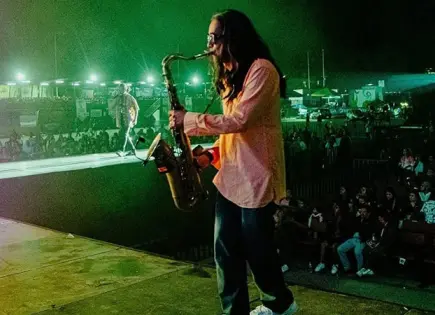 ARTISTAS LOCALES EXIGEN TRATO DIGNO COMO TELONEROS