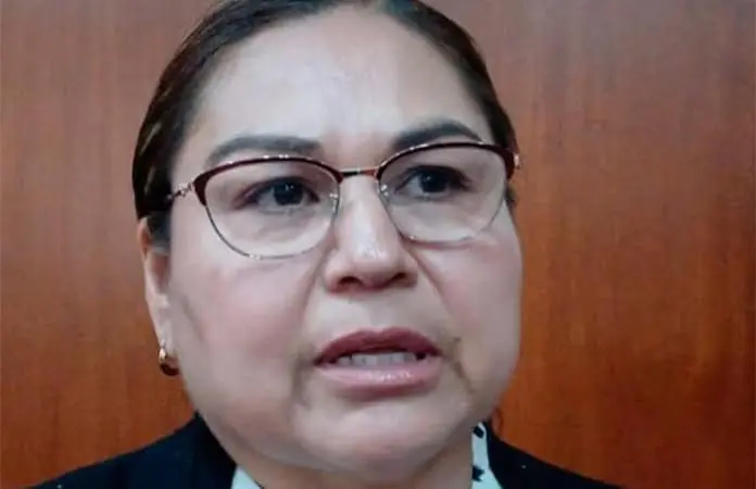 Justifica diputada que calle lleve su nombre