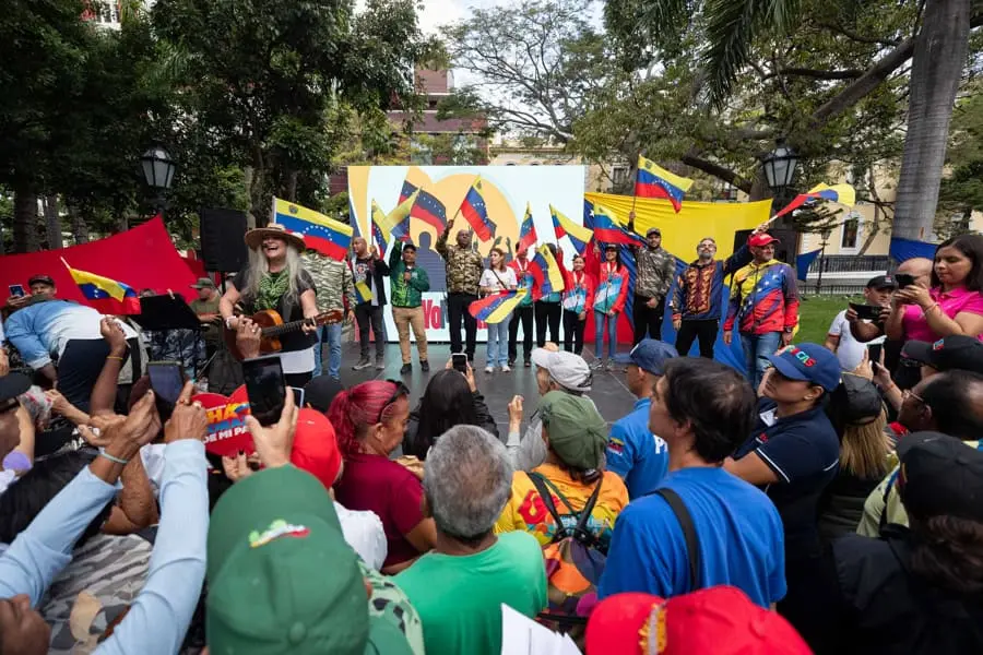 María Corina Machado desafía a Maduro y llama a la desobediencia
