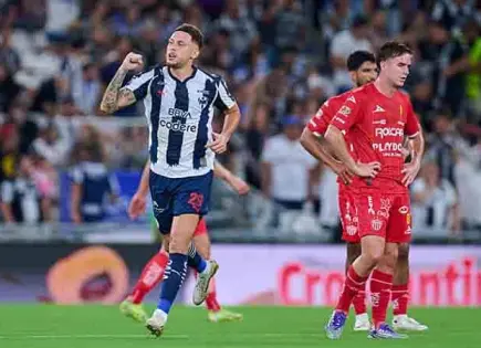 Monterrey golea en casa a Necaxa