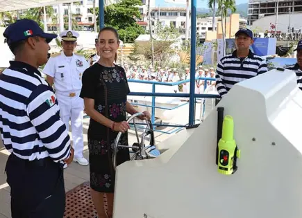 Sheinbaum inaugura el buque Marinabús
