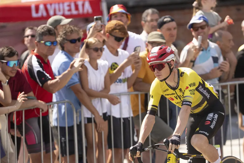 Vingegaard gana etapa de la Vuelta a España en Italia tras accidente