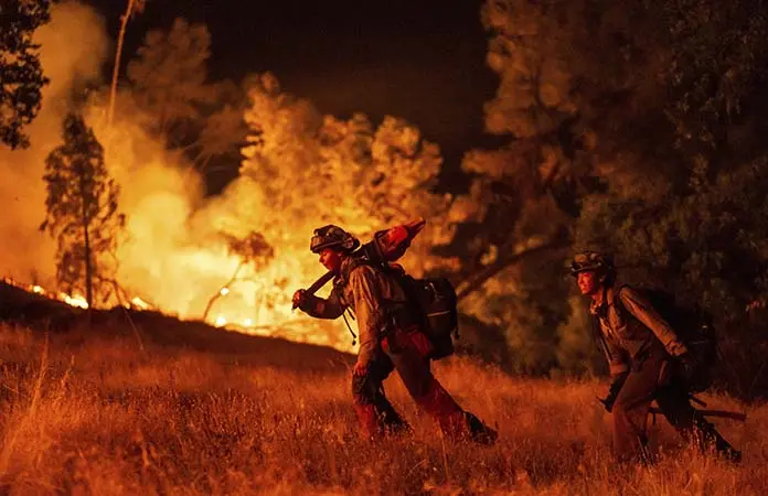Lanzan alerta por incendios en EU