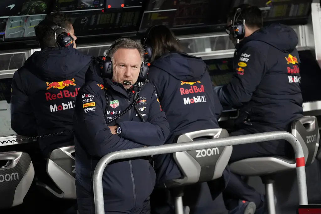 Cadillac F1 desmiente contratación de Christian Horner para la próxima temporada