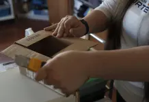 Fin de exención arancelaria de EEUU a pedidos pequeños impacta a clientes y empresas