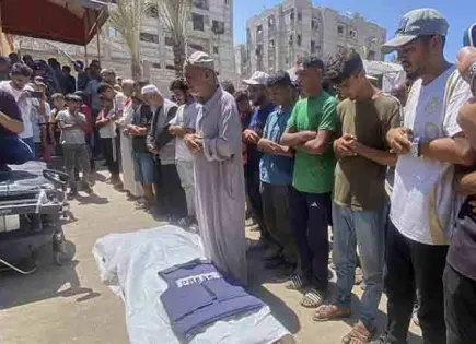 Israel cañonea 2 veces hospital en Yan Yunis