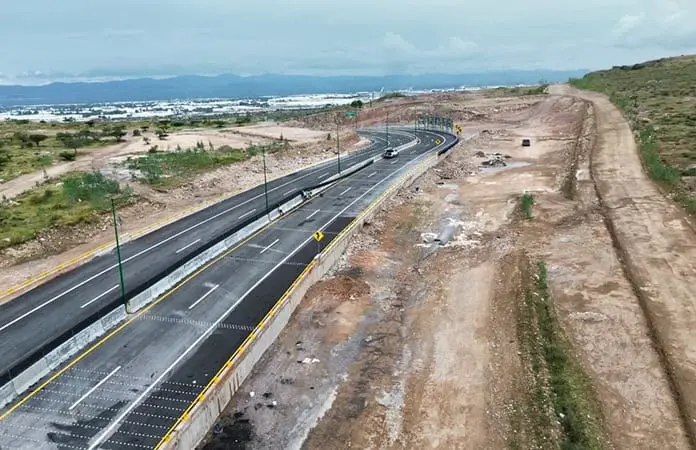 La Vía Alterna quedaría inaugurada en septiembre