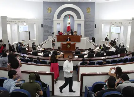 El 12 de septiembre, la nueva Directiva de Congreso