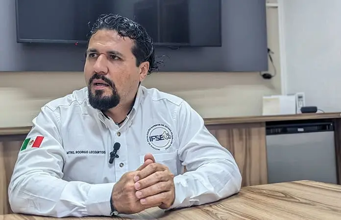 UASLP única en el país que mantiene bloqueada al IFSE: R. Lecourtois