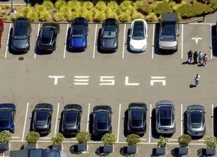 Caen ventas de Tesla en Europa por rechazo hacia Elon Musk