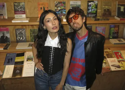 Esteman y Daniela Spalla lanzan su álbum Amorío tras años de colaboración