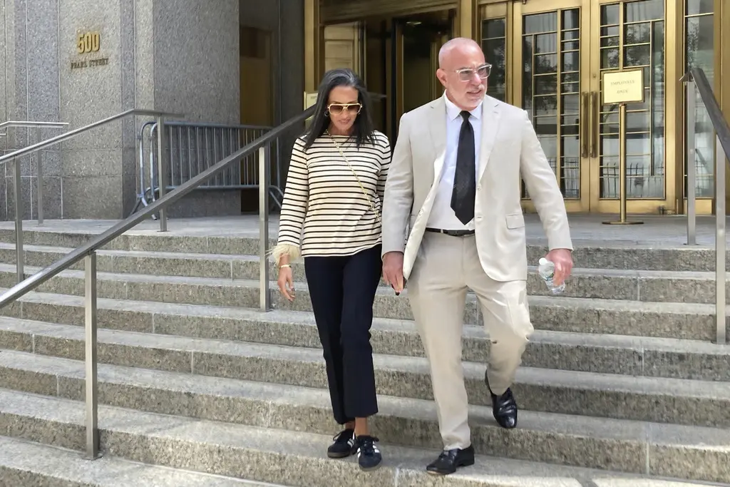 Fiscalía retira cargos contra abogado de Miami acusado de sobornar a agentes de la DEA