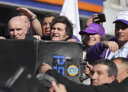 Milei rechaza acusaciones de corrupción hacia su hermana