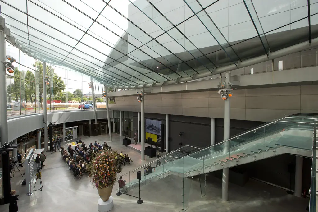 Museo Van Gogh solicita ayuda financiera al gobierno neerlandés para evitar cierre