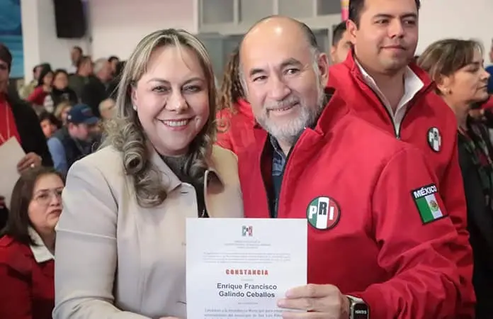 Galindo le gana al PRI de S. Rocha