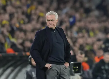 José Mourinho es despedido de Fenerbahçe por no clasificar a Champions