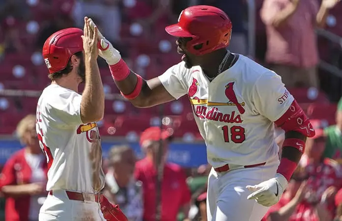 Vencen Cardenales a los Piratas 4-1