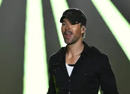 Enrique Iglesias abarrota la Fenapo 2025