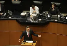 Quitan a Alito Moreno Comisión de Marina en el Senado