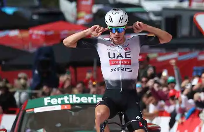 Se lleva Juan Ayuso etapa de montaña