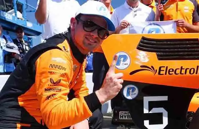 Pato O’Ward con pole en Nashville
