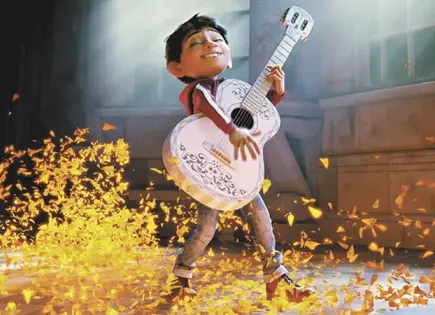 VUELVE AL CINE