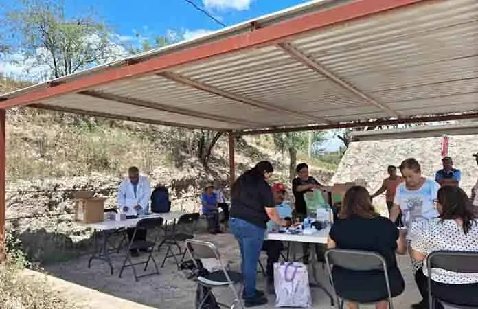 Acercan servicios de salud a comunidades