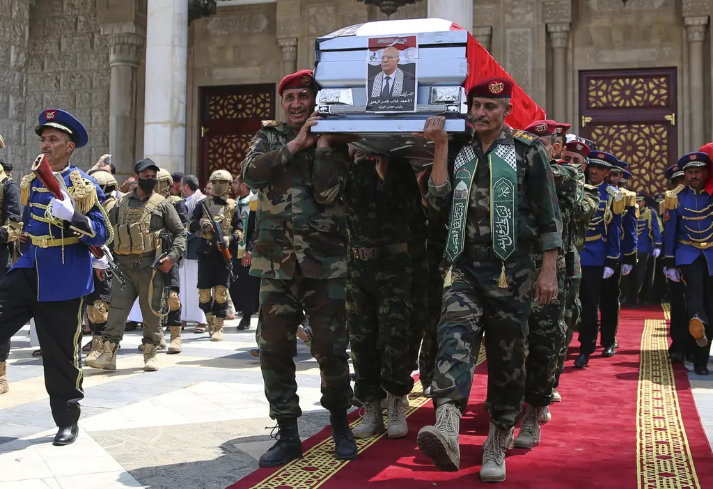 Asesinado el Primer Ministro Hutí en Yemen por Ataque Israelí