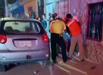 Balean a cuatro jóvenes en la Col. Simón Díaz