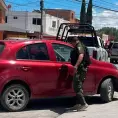 Comerciante enfrenta a extorsionadores y lo matan