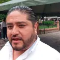 Familiares quitan tarjeta de beca a adultos mayores