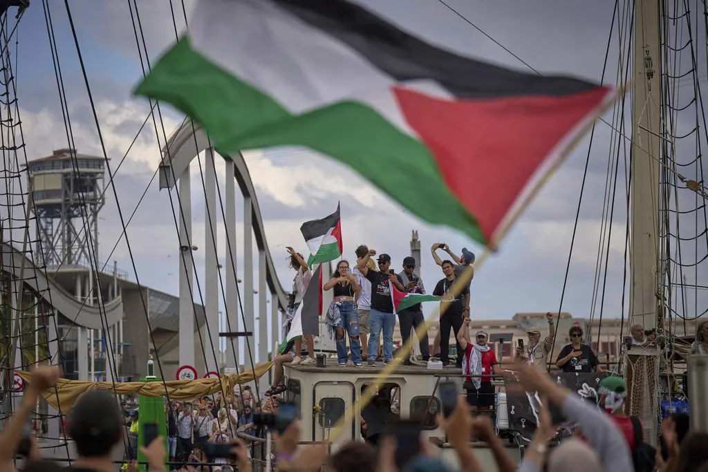 Flotilla Global Sumud zarpa hacia Gaza desde Barcelona